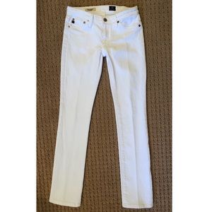 AG white jeans, front pocket sewn down for a seam